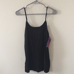Adjustable strap tank, size L.